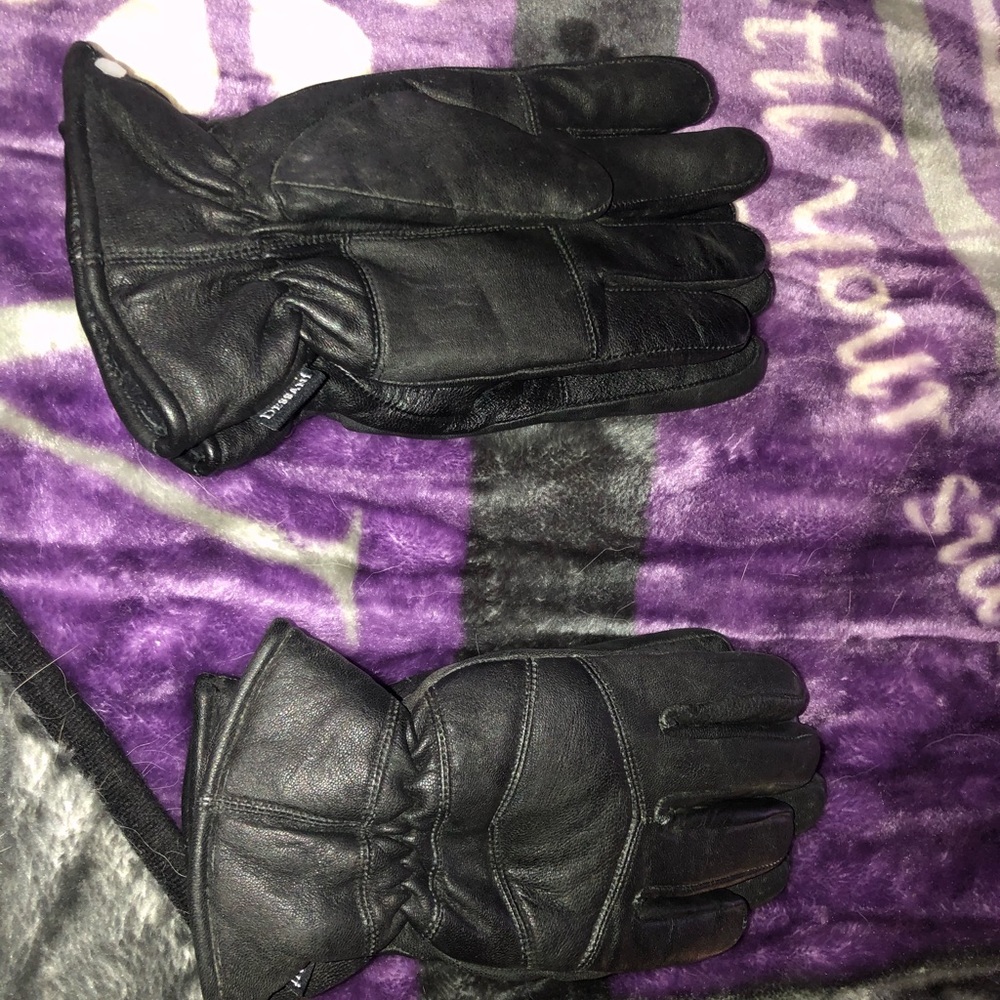 Brand new leather insulated unisex gloves
